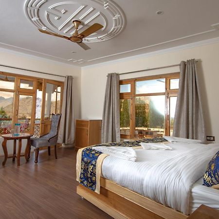 The Nangsay Hotel Leh Bagian luar foto